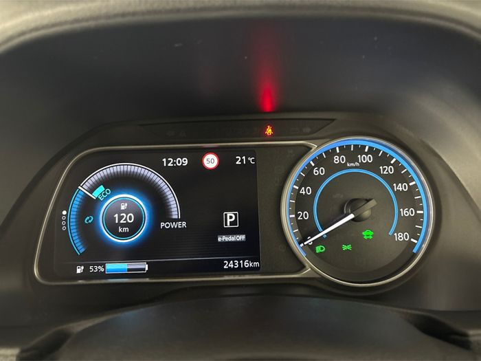 Nissan Leaf 2021