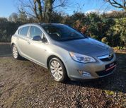 Opel Astra 2012