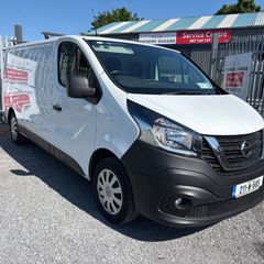 Nissan NV300 2021