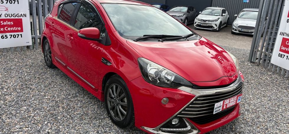 Toyota Aqua 2015
