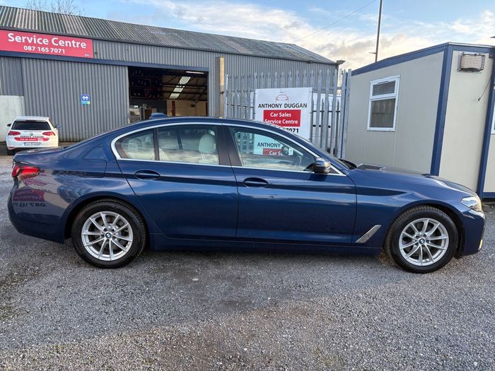 BMW 5 Series 2022