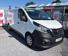 Nissan NV300 2021