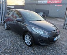 Mazda 2 2015