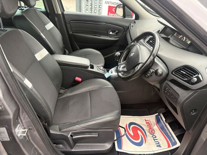 Renault Grand Scenic 2016