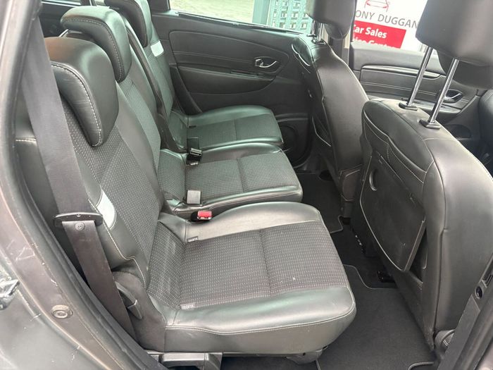 Renault Grand Scenic 2016