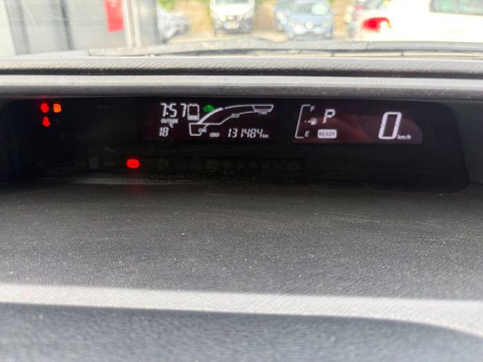 Toyota Aqua 2015