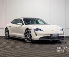 Porsche Taycan 2023