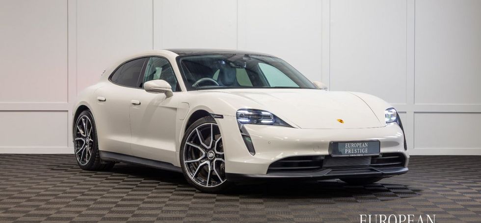 Porsche Taycan 2023