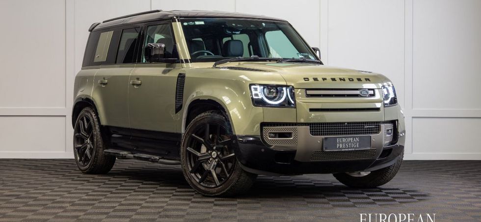 Land Rover Defender 2022