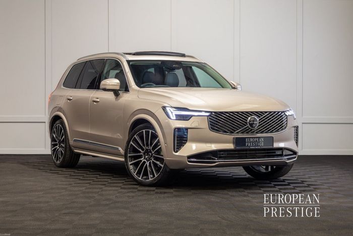 Volvo XC90 2025