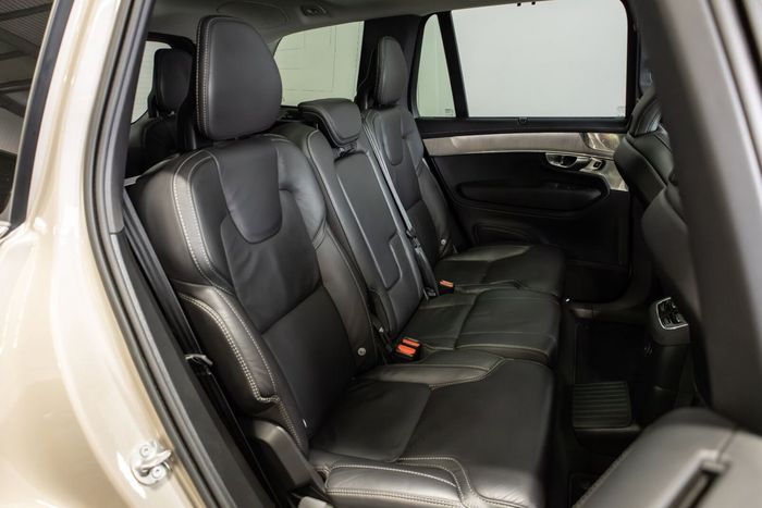 Volvo XC90 2025