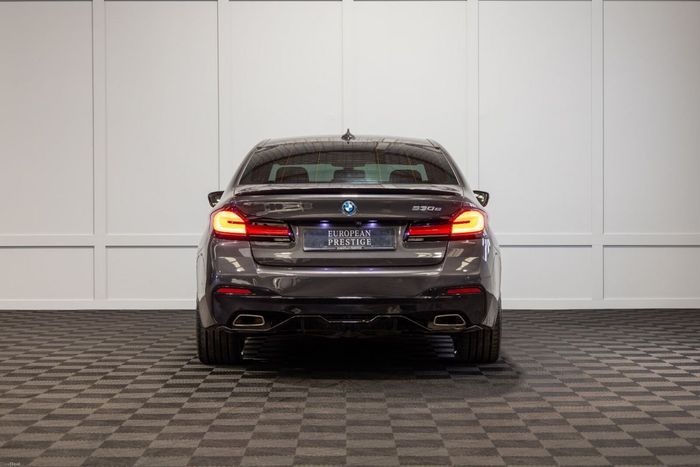 BMW 5 Series 2023