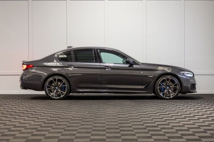BMW 5 Series 2023