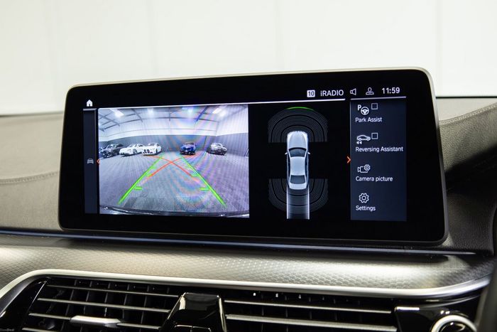BMW 5 Series 2023