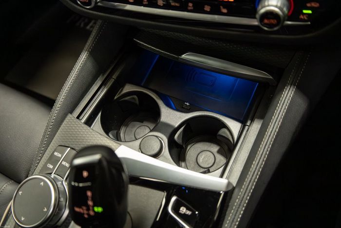 BMW 5 Series 2023