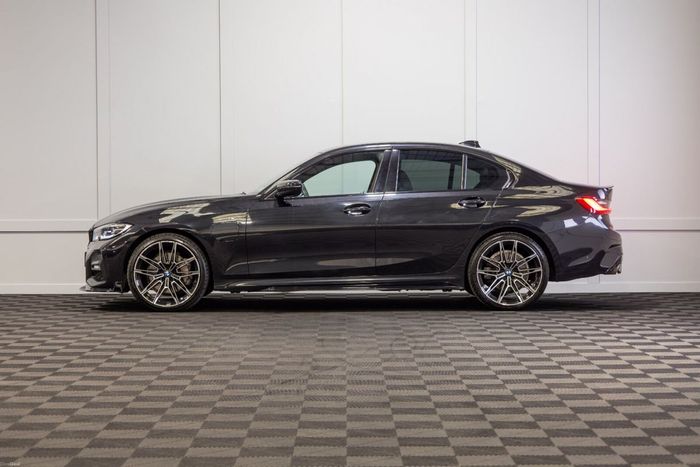 BMW 3 Series 2019
