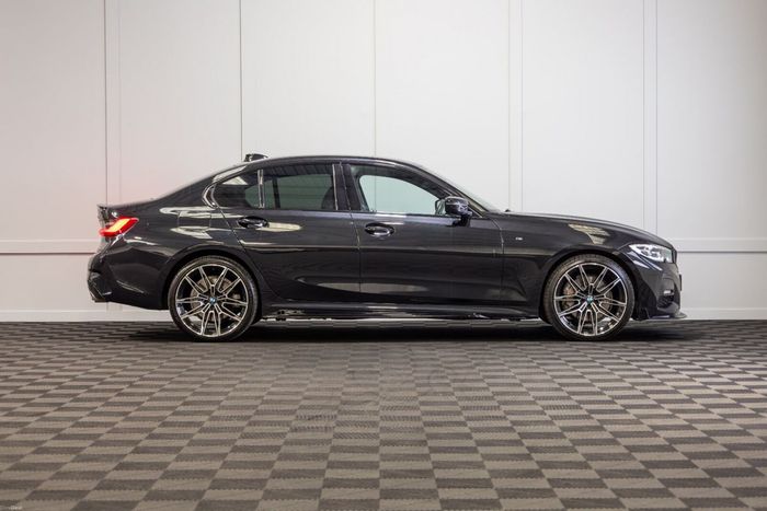 BMW 3 Series 2019