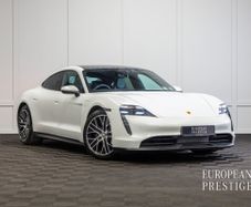 Porsche Taycan 2022