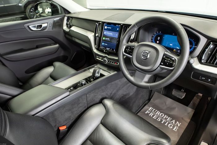Volvo XC60 2024