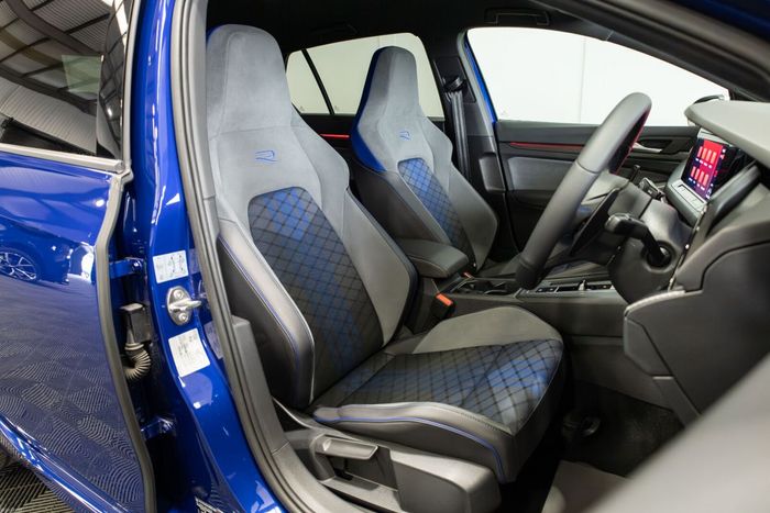 Volkswagen Golf 2021