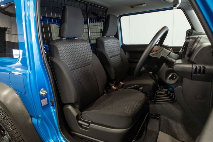 Suzuki Jimny 2023