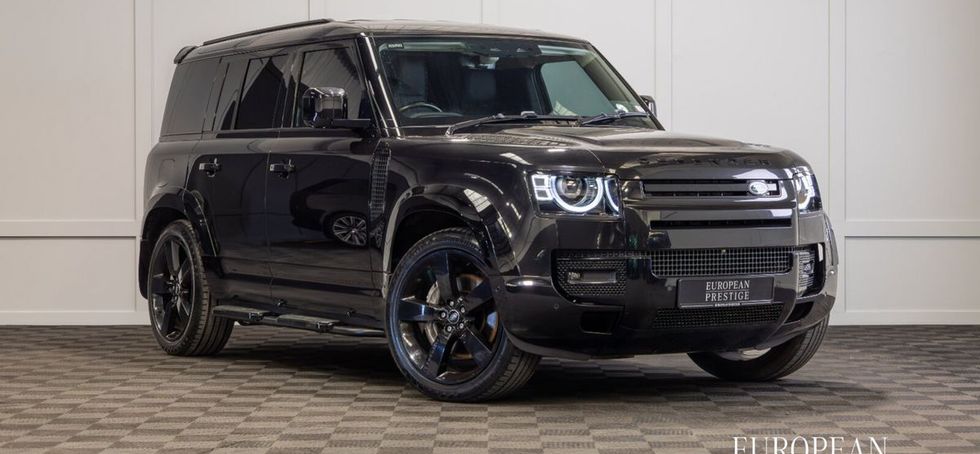 Land Rover Defender 2022