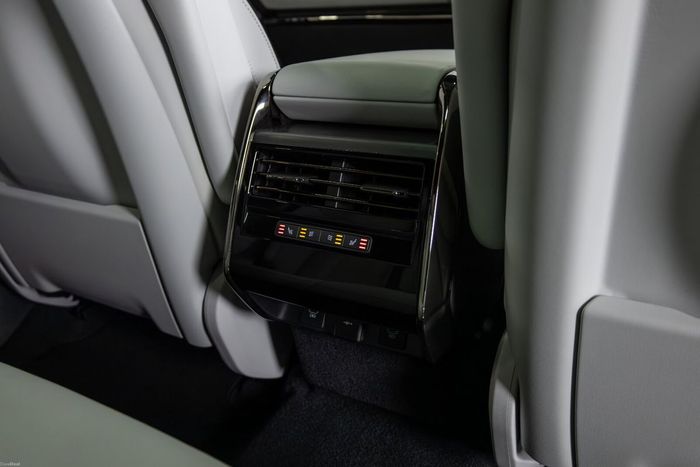 Land Rover Range Rover Sport 2025