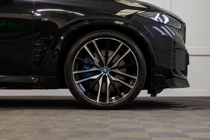 BMW X5 2025