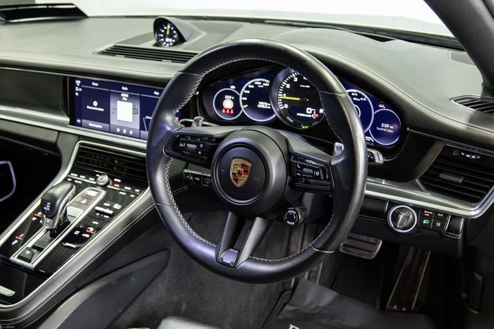 Porsche Panamera 2022