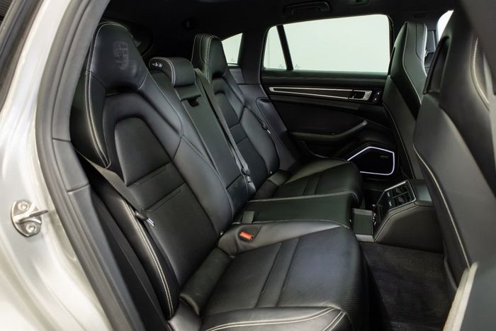 Porsche Panamera 2022