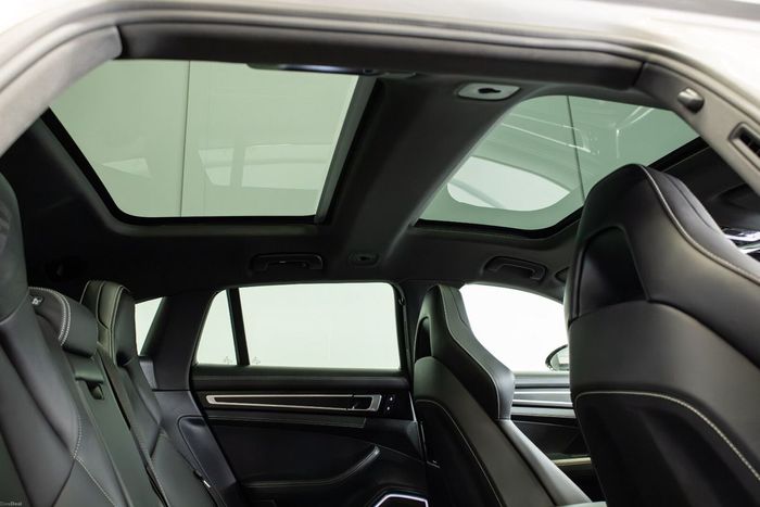 Porsche Panamera 2022