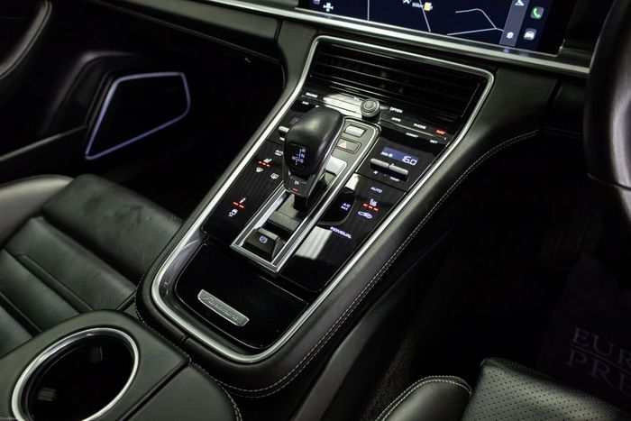 Porsche Panamera 2022