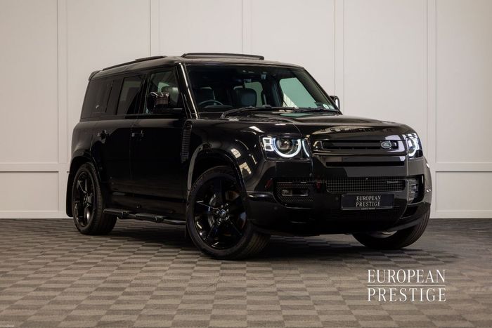 Land Rover Defender 2023