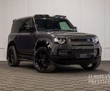 Land Rover Defender 2021