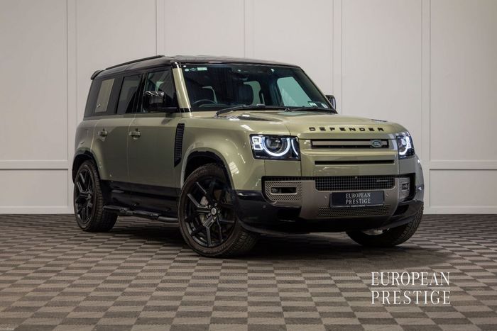 Land Rover Defender 2022