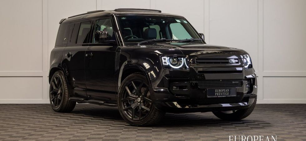 Land Rover Defender 2022