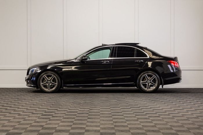 Mercedes-Benz C-Class 2019