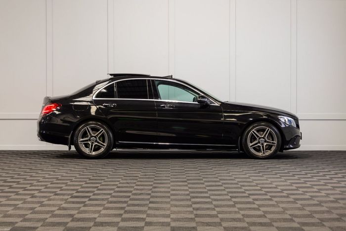 Mercedes-Benz C-Class 2019
