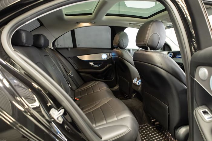 Mercedes-Benz C-Class 2019