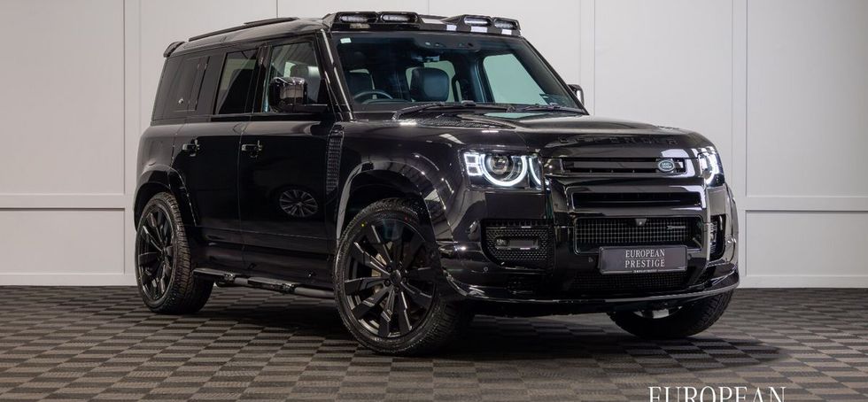 Land Rover Defender 2023