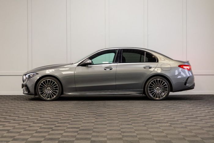 Mercedes-Benz C-Class 2022