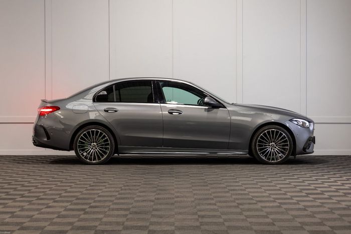 Mercedes-Benz C-Class 2022