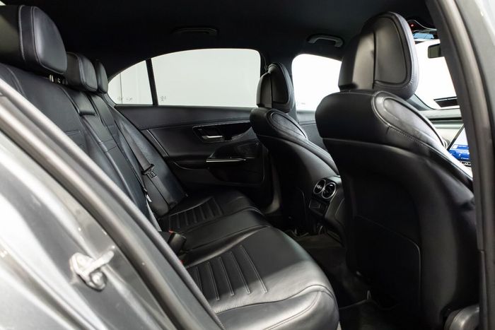 Mercedes-Benz C-Class 2022