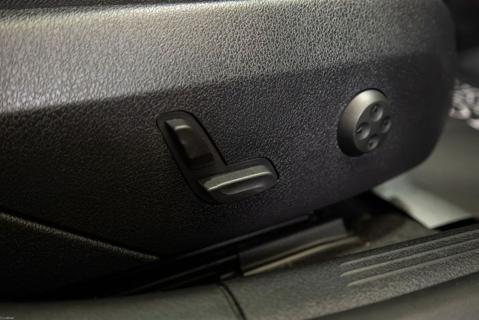 Mercedes-Benz C-Class 2022