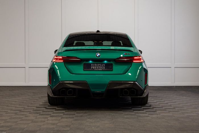 BMW M5 2024