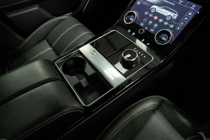 Land Rover Range Rover Velar 2019