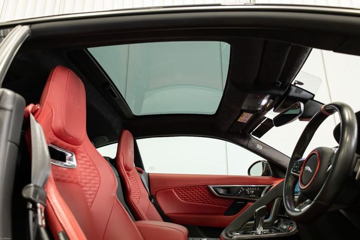 Jaguar F-Type 2021