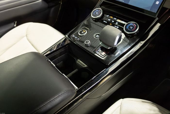 Land Rover Range Rover Sport 2023