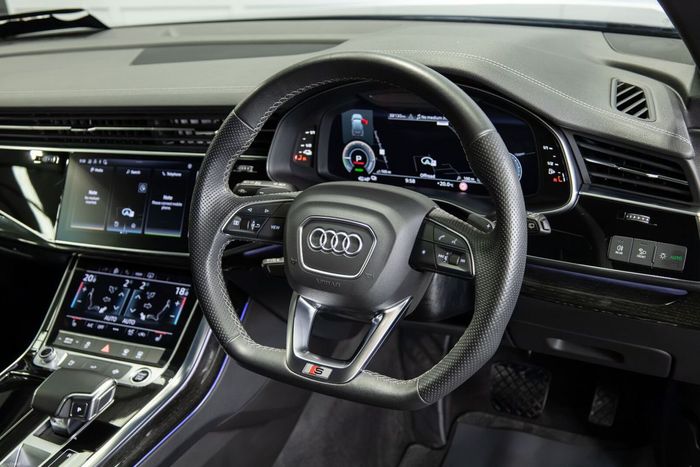 Audi Q7 2023