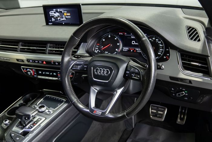 Audi Q7 2016